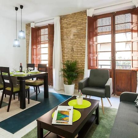 Spacious, Bright Apartment Next To The Old Town Valencia Kültér fotó